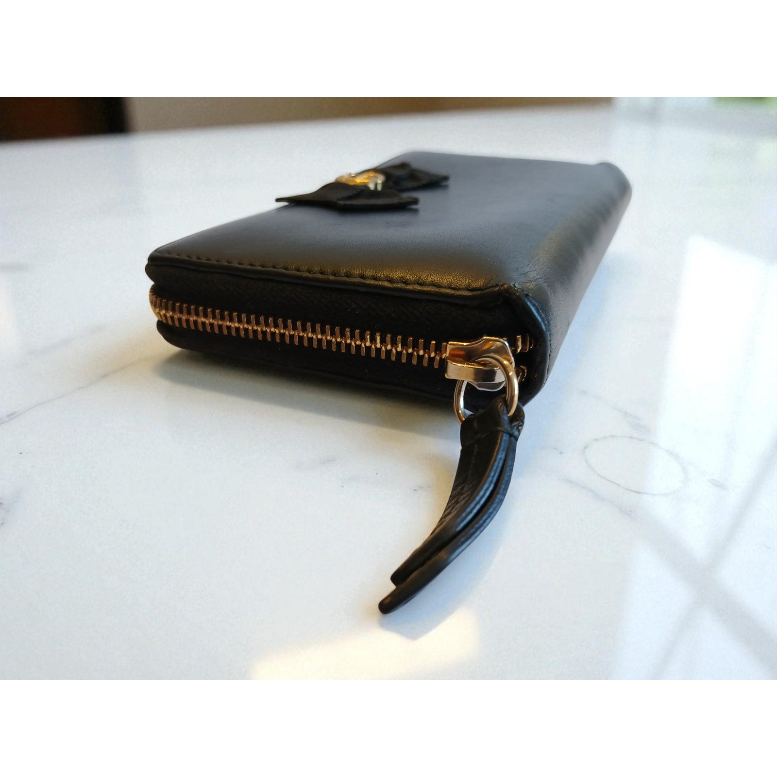 GUCCI GG Marmont Ribbon Long Wallet Round Zipper Black Leather - Authentic