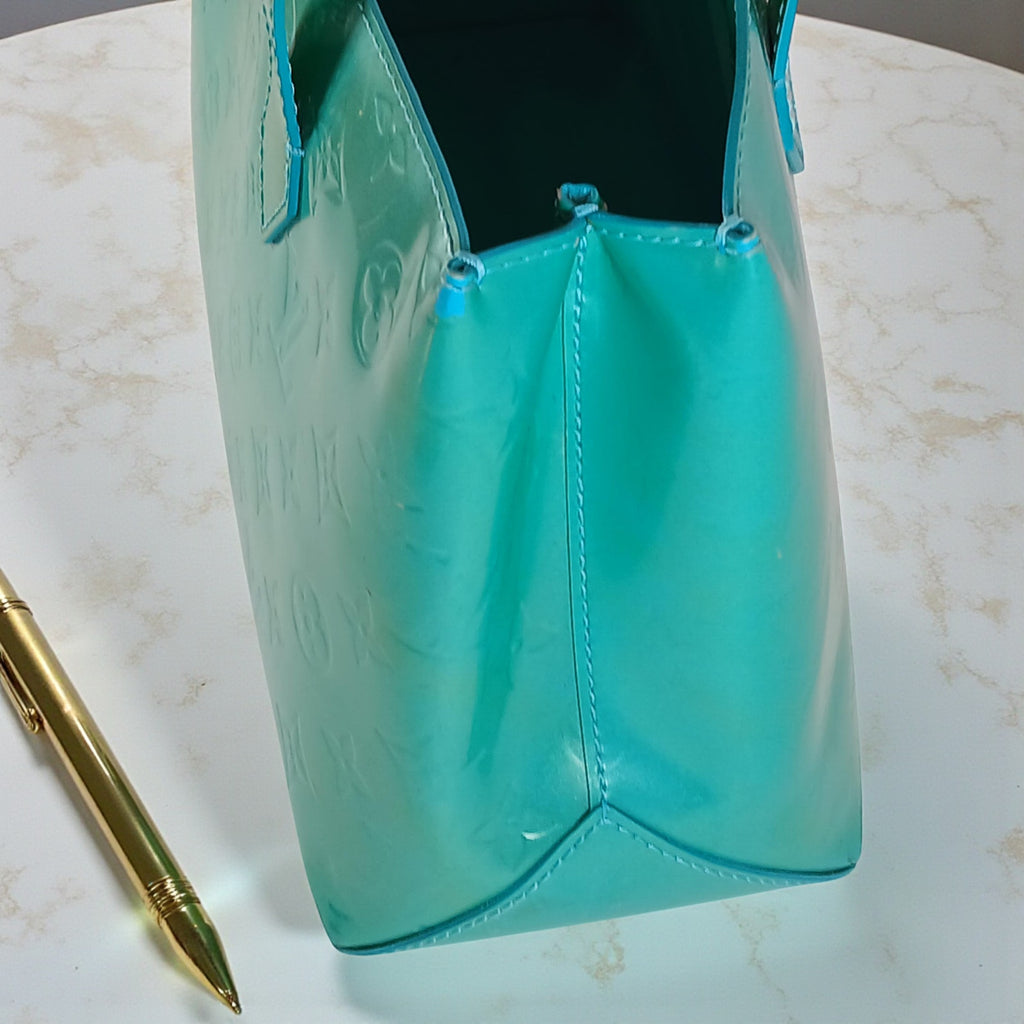 Louis Vuitton Monogram Vernis Wilshire PM Handbag Blue Lagon *RARE*
