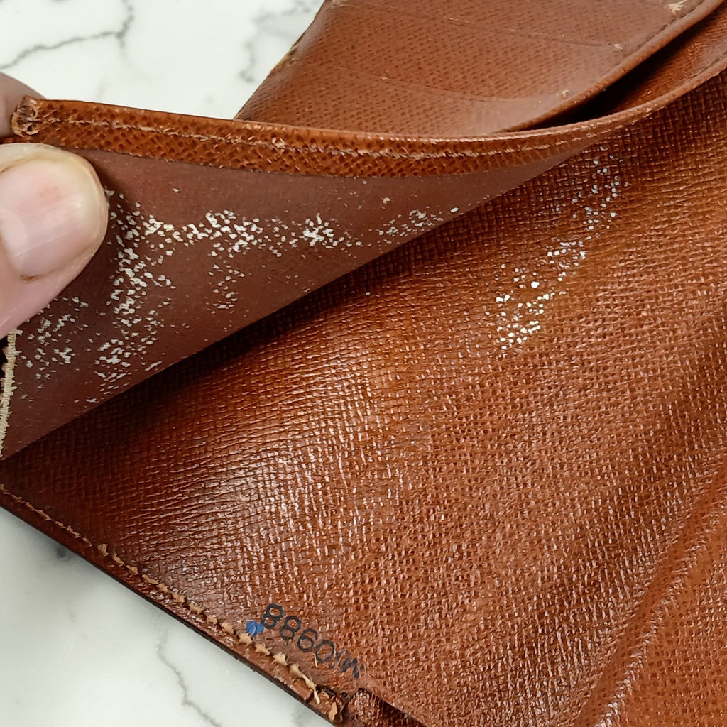 Louis Vuitton Authentic Vintage Monogram French Kisslock Wallet
