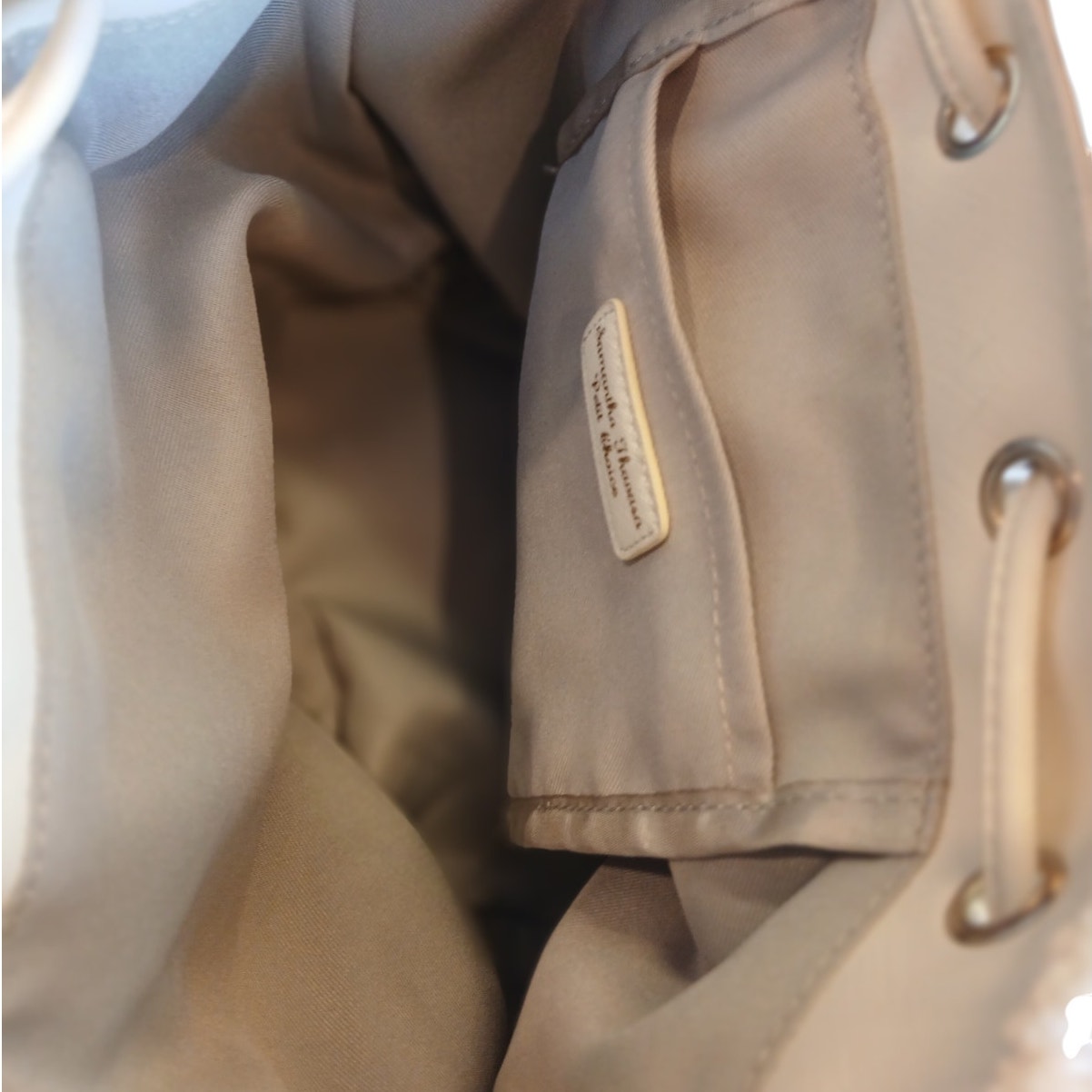 Samantha Thavasa Petit choice Ivory fluffy sherpa backpack
