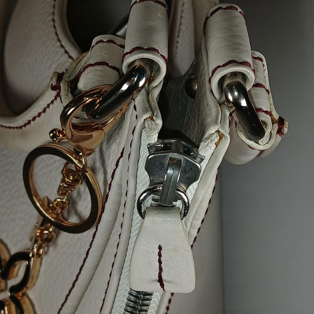 Chanel Logo Fringe White Caviar Leather Hobo Shoulder/Hand Bag