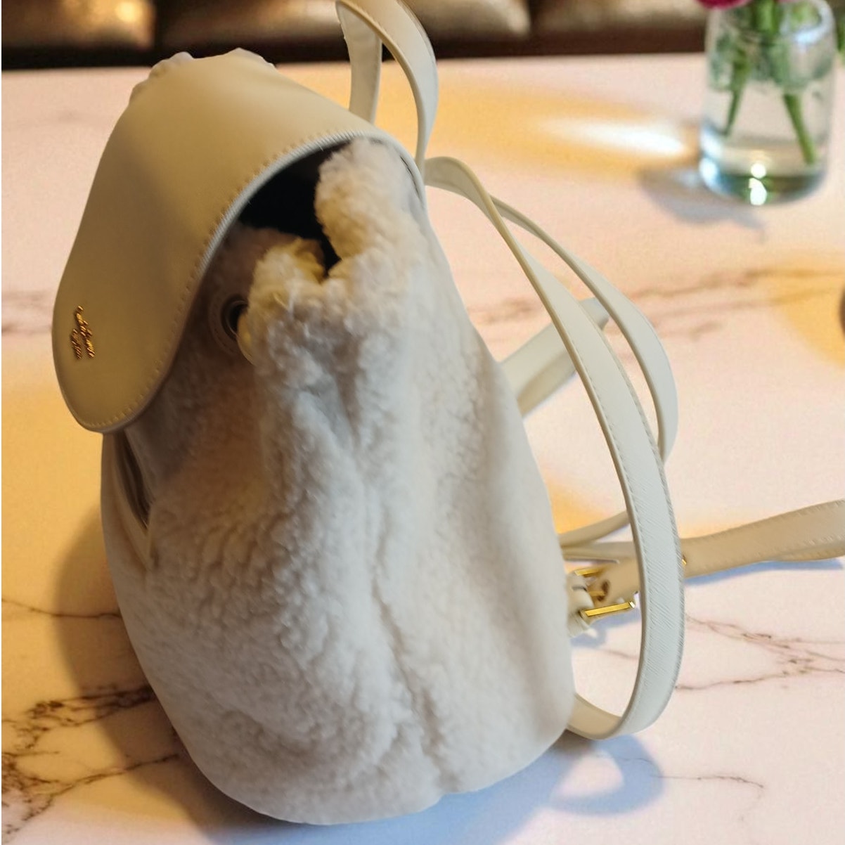 Samantha Thavasa Petit choice Ivory fluffy sherpa backpack