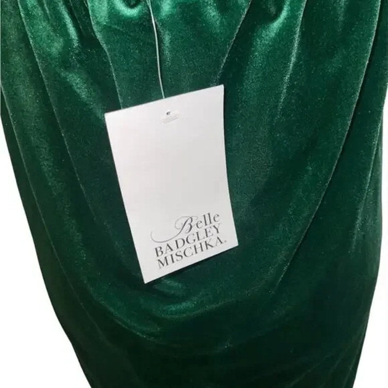 NWT - Belle Badgley Mischka Sleeveless Velvet Drape Halle Dress - Size 6