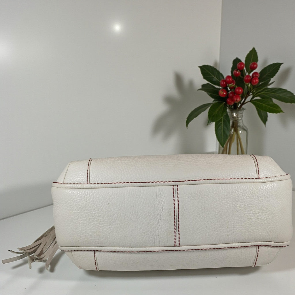 Chanel Logo Fringe White Caviar Leather Hobo Shoulder/Hand Bag