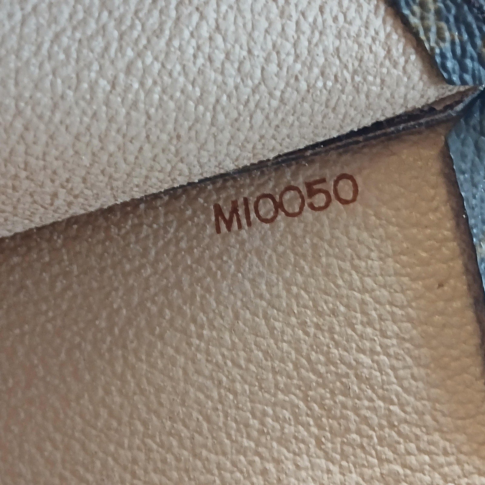 Louis Vuitton Monogram Sac Plat Vintage Tote Bag