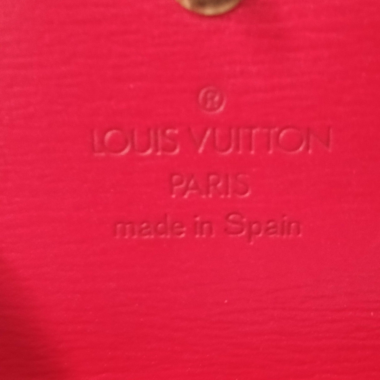 Louis Vuitton Red Epi Leather Sarah Long Wallet - Date code: CA1915