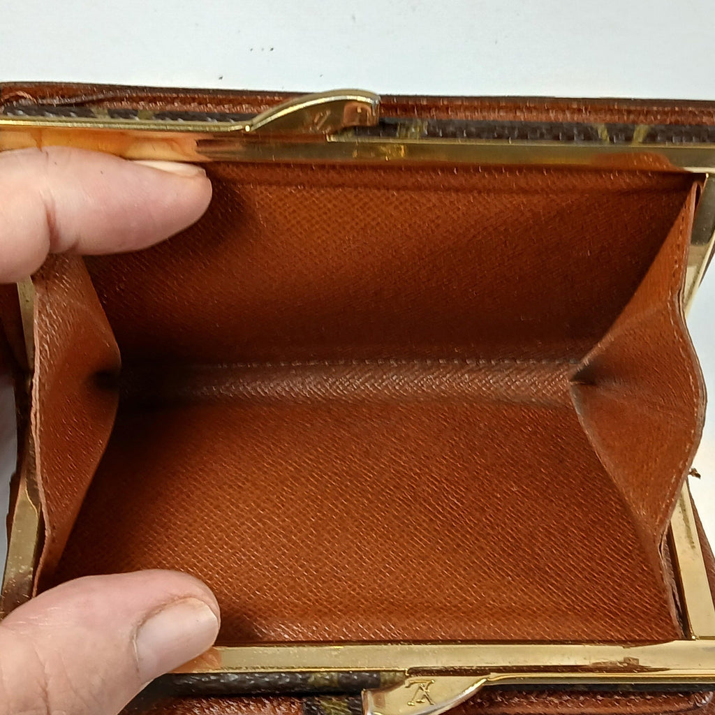 Louis Vuitton Authentic Vintage Monogram French Kisslock Wallet