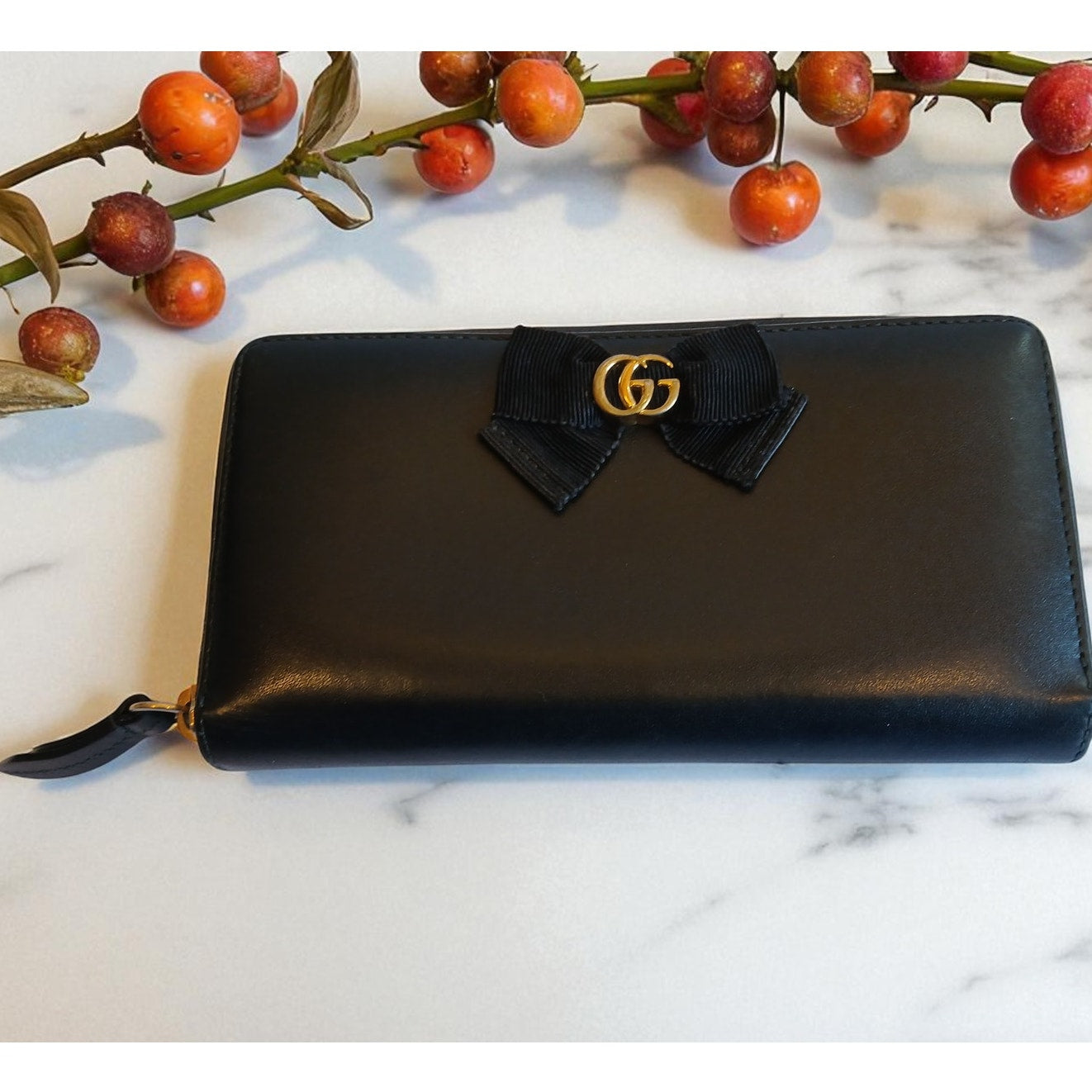 GUCCI GG Marmont Ribbon Long Wallet Round Zipper Black Leather - Authentic