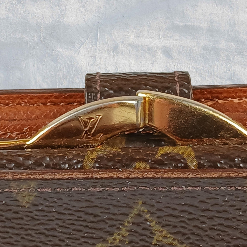Louis Vuitton Authentic Vintage Monogram French Kisslock Wallet