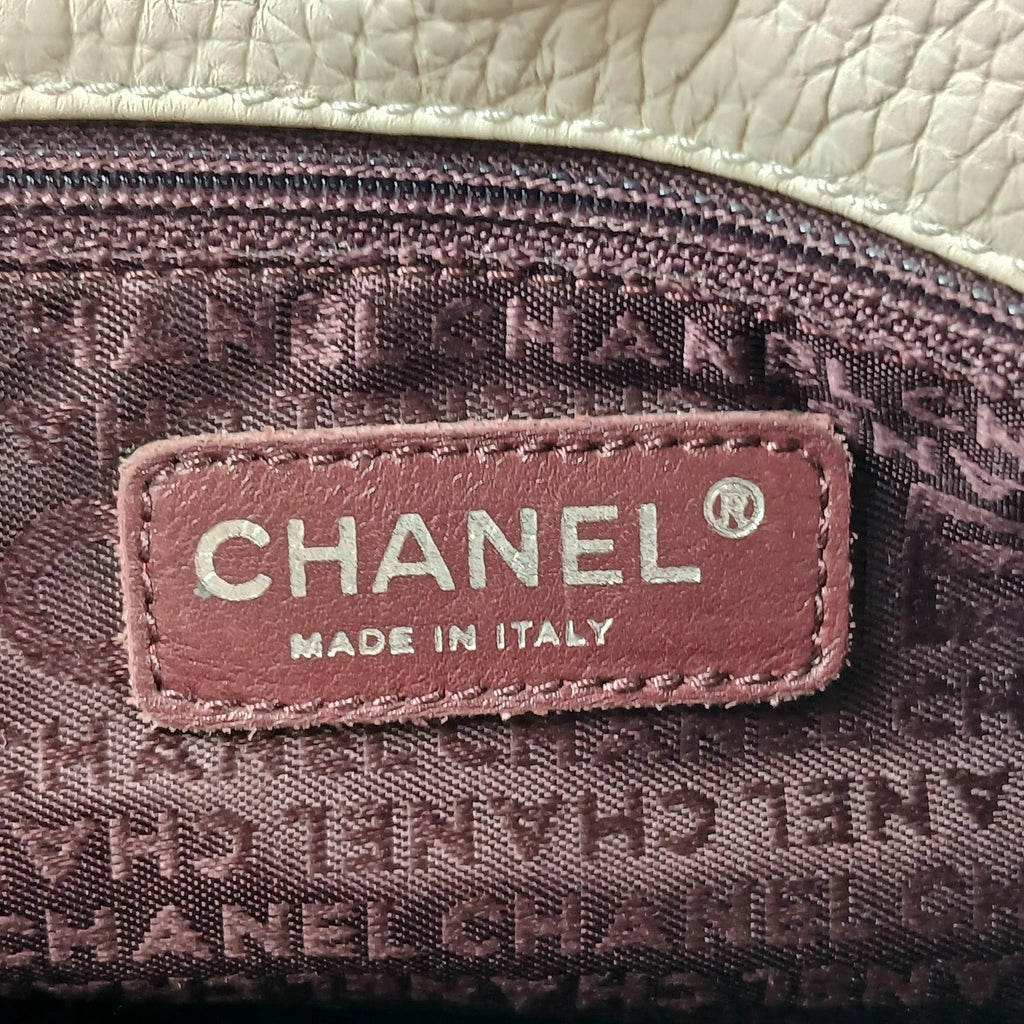 Chanel Logo Fringe White Caviar Leather Hobo Shoulder/Hand Bag